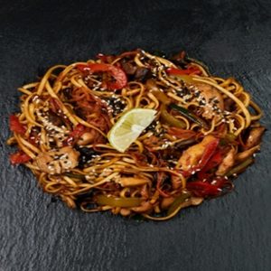 Удон с курицей терияки